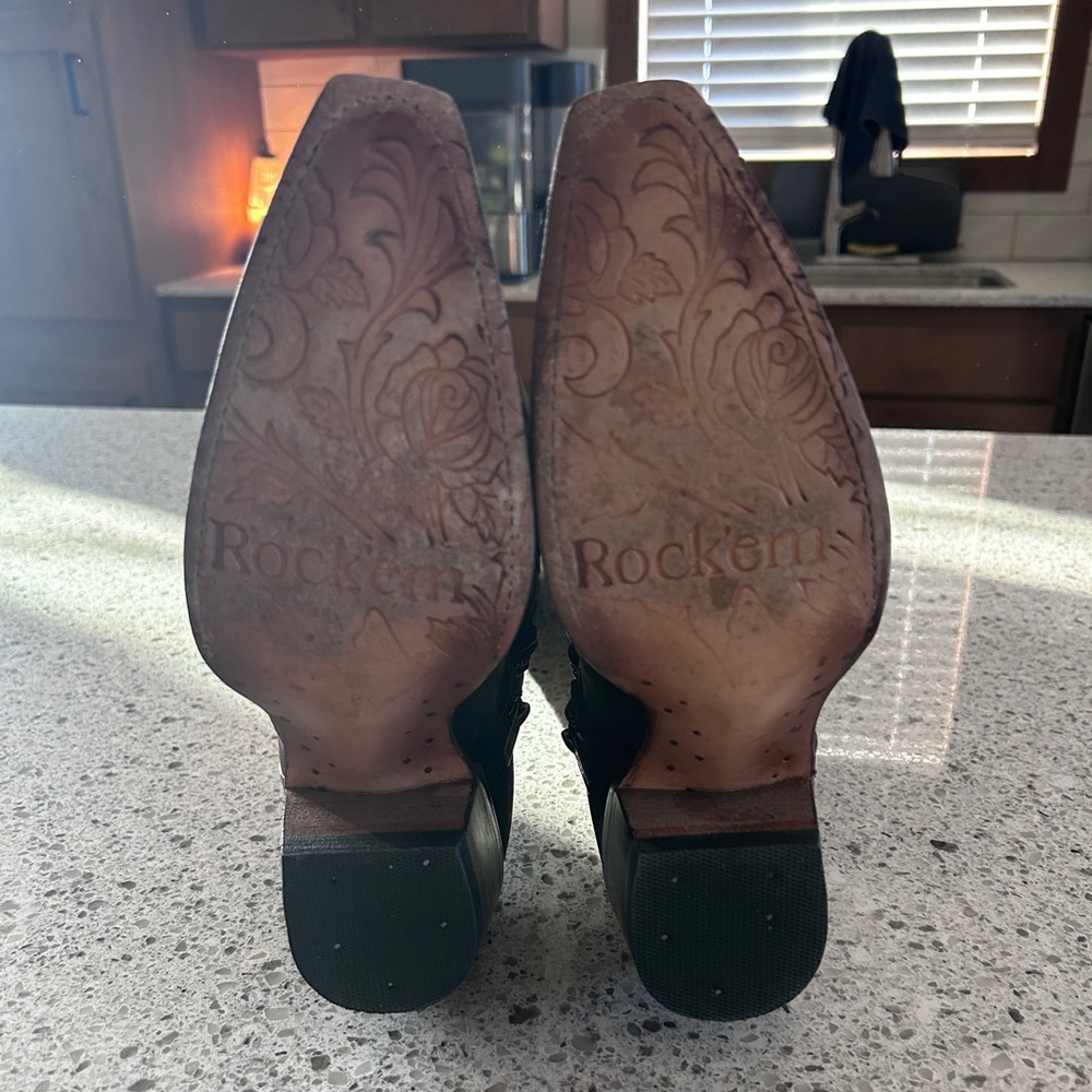 Rock ‘em’ Brown Suede Embroidered Cowboy Boots - Picture 6 of 6